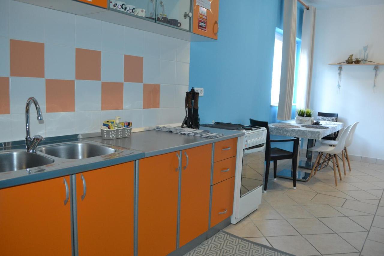 Apartments Rem Novalja Exterior photo